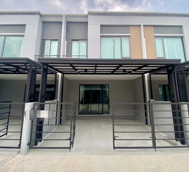 北榄府 | Pleno Sukhumvit-Bangna 2 联排别墅出 3卧 106平米 38,000泰铢/月（可养小宠物）