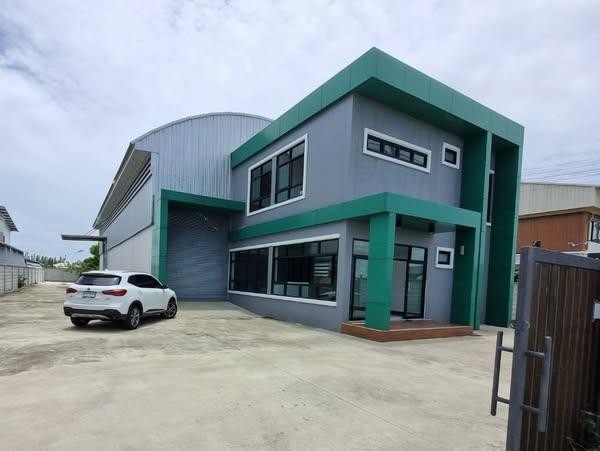 佛统府 | Bang len县，Salaya-Bangphasi路 工厂仓库出租 488平米 45,000泰铢/月
