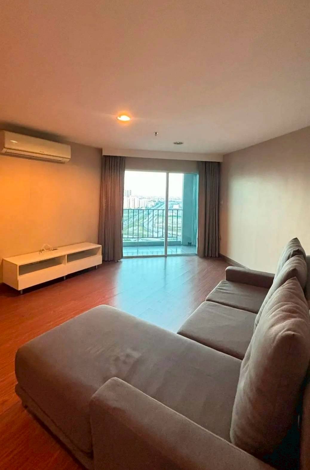 辉煌区 | Belle Grand Rama9 公寓出售 2卧 68平米 670万泰铢