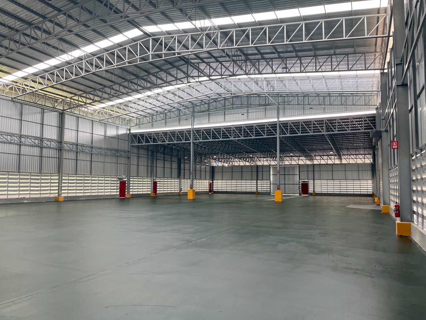 春武里府 |【紫色区】Sriracha，Bowin 工厂出售 2,610平米 5600万泰铢