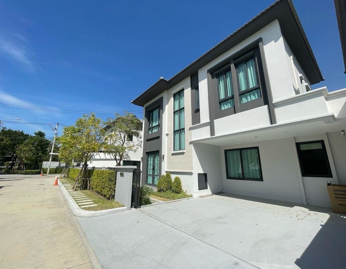 北榄府 | Grande Pleno Sukhumvit-Bangna 独栋别墅出租 3卧 162平米 89,000泰铢/月