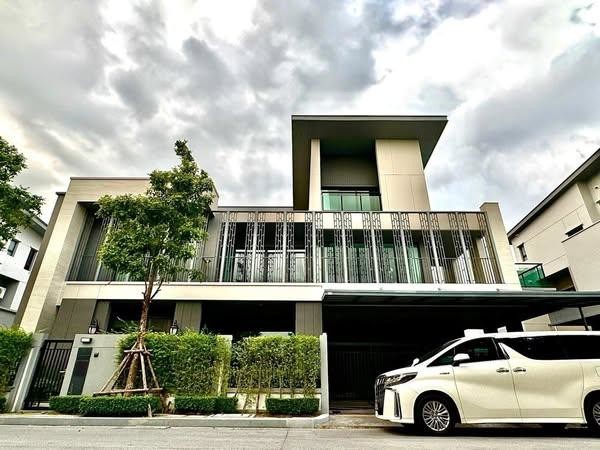 沙攀松区 | Grand Bangkok Boulevard East Rama 9 豪华别墅出售 5卧 762平米 6000万泰铢