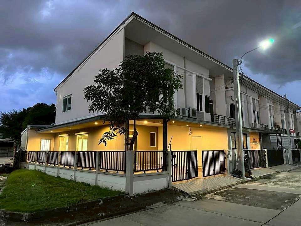 北榄府 | Casa City Bangna 联排别墅出租 2卧 80平米 25,000泰铢/月