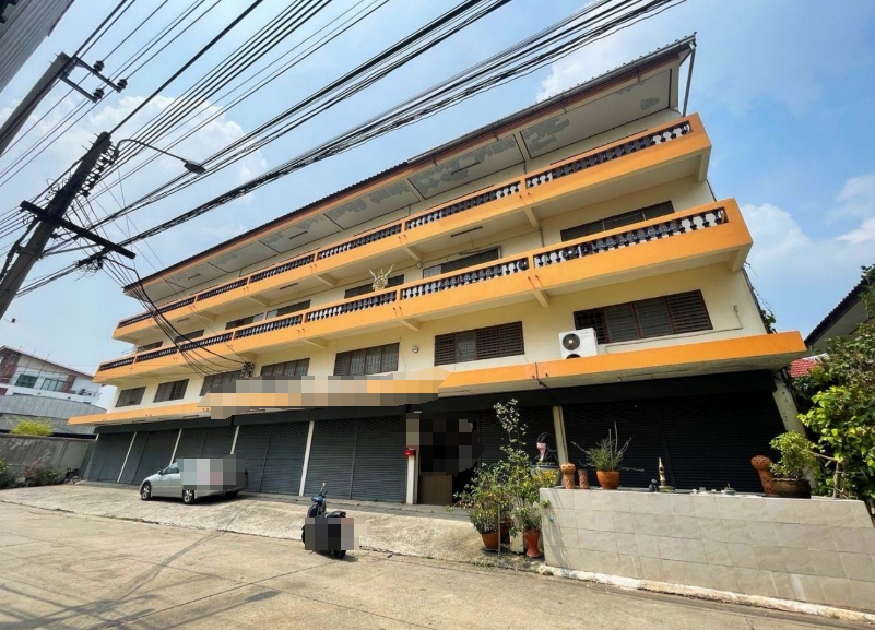 空堤区 | Sukhumvit 50路 商铺/仓库/办公室出租 1,134平米 220,000泰铢/月