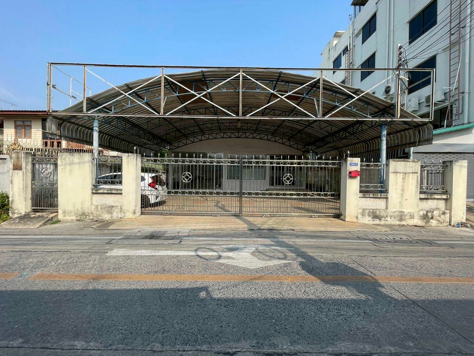 翁通郎区 | Town in Town，Ladprao 94 家庭办公室出租 4卧 320平米 75,000泰铢/月（可注册公司）