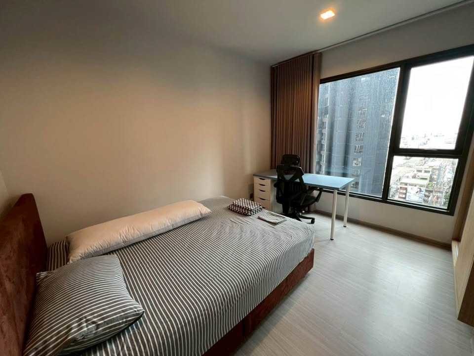 拉差贴威区 | Life Asoke Rama9 公寓出租 1卧 33平米 20,000泰铢/月