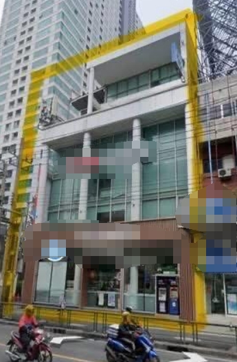 瓦他那区 | Sukhumvit巷，Asoke轻轨站附近 商铺出售 5.5层楼 244平米 2.135亿泰铢