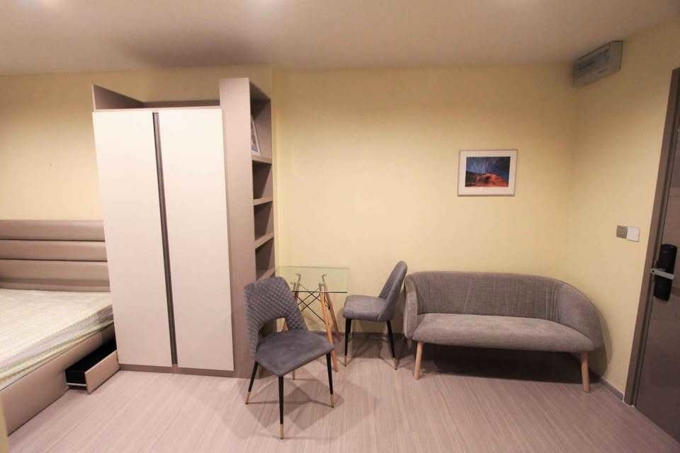 拉差贴威区 | Life Asoke Hype 公寓出租 1卧 27平米 17,000泰铢/月