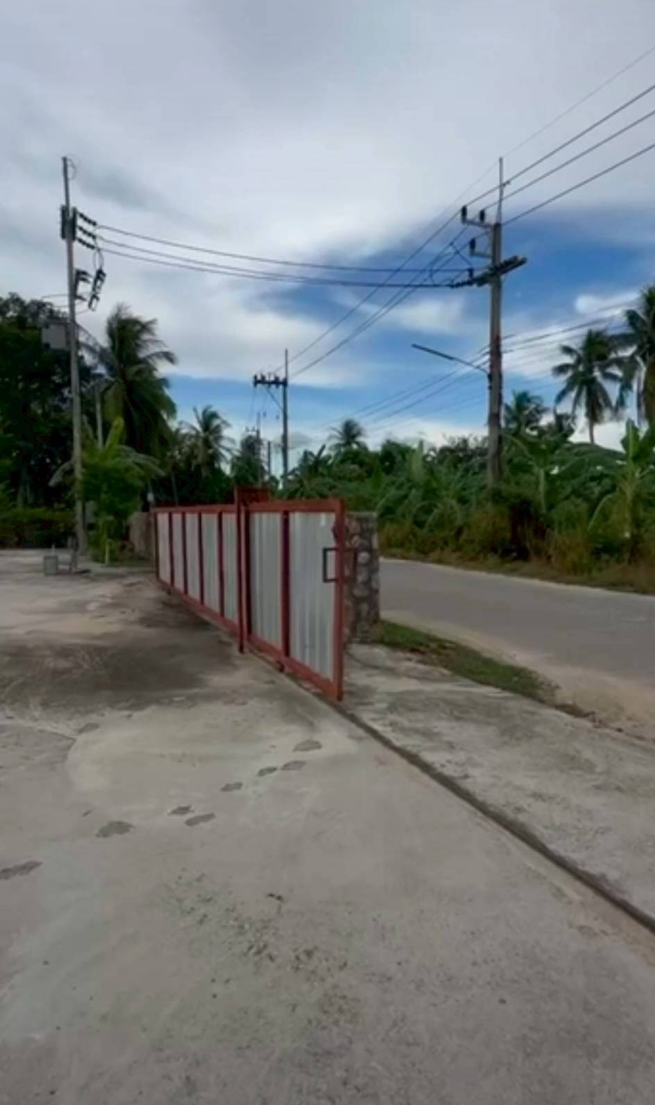 春武里府 |【黄色区】Bang Lamung县 工厂仓库出租 2莱 2000万泰铢