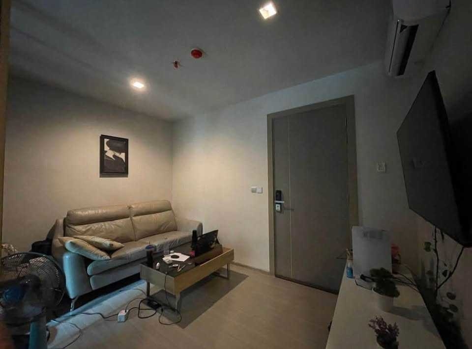 拉差贴威区 | Life Asoke Rama9 公寓出售 1卧 33平米 395万泰铢