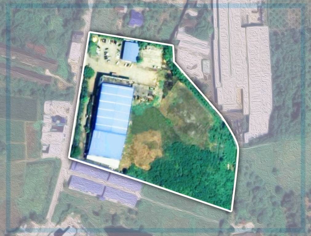 春武里府 | Ban Bueng县 带机械的厂房出售 14,200平米 1.9亿泰铢（汽车零部件工厂）