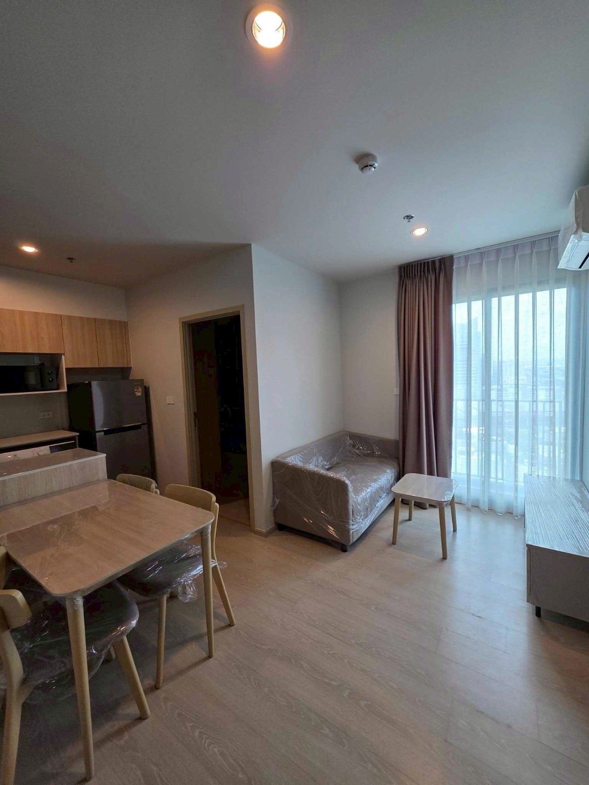 邦纳区 | Nue Mega Plus Bangna 公寓出租 2卧 34.83平米 22,000泰铢/月