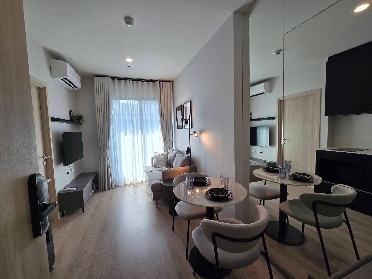 辉煌 | Nue District R9 公寓出租 1卧 26平米 21,000泰铢/月