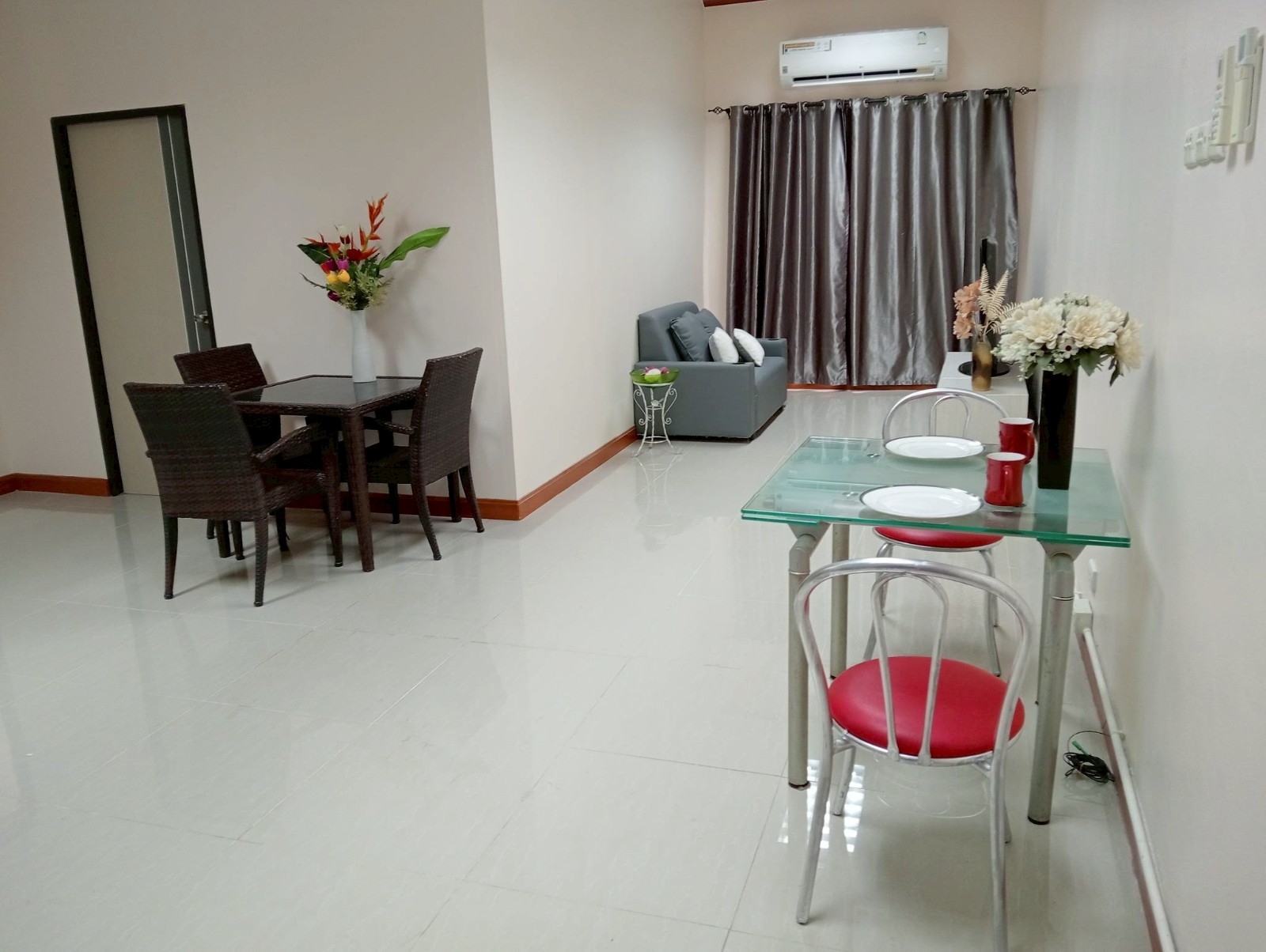 邻铃区 | SRIVARA MANSION 公寓出租/售 2卧 60平米 出租20,000泰铢/月，出售390万泰铢