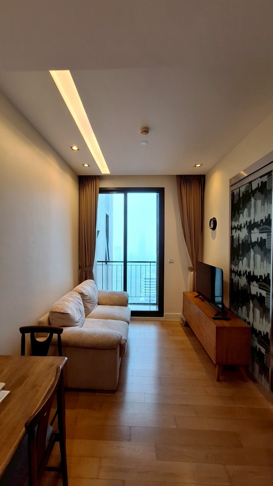 乍都节区 | Equinox Phahol – Vibha 公寓出租 1卧 31平米 15,000泰铢/月