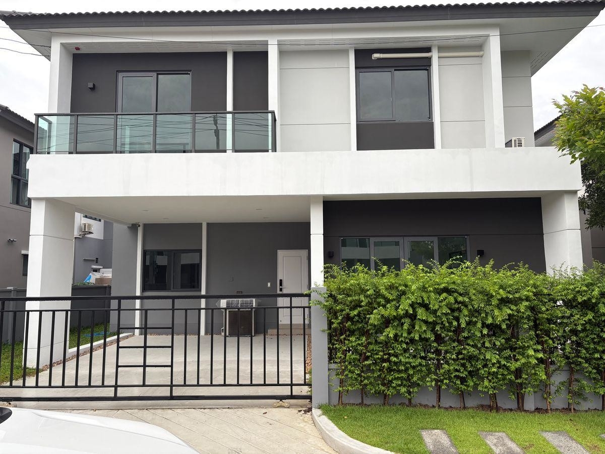 廊曼区 | CENTRO Vibhavadi 独栋别墅出租 4卧 210平米 55,000泰铢/月