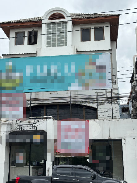 翁通郎区 | Town in Town 商铺出租 2间 72/1,148平米 65,000～90,000泰铢/月