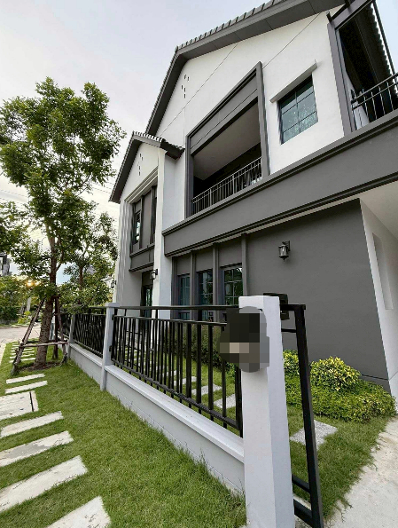 北榄府 | Centro Bangna 独栋别墅出租 4卧 303平米 195,000泰铢/月