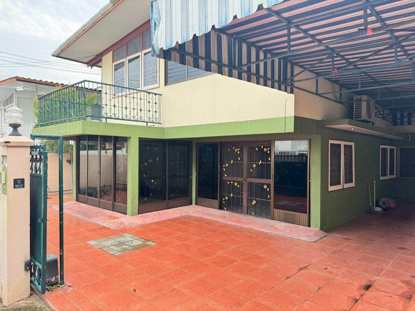 拉抛区 | Chokchai 4 — Lat phrao 独栋别墅出租 4卧 250平米 35,000泰铢/月