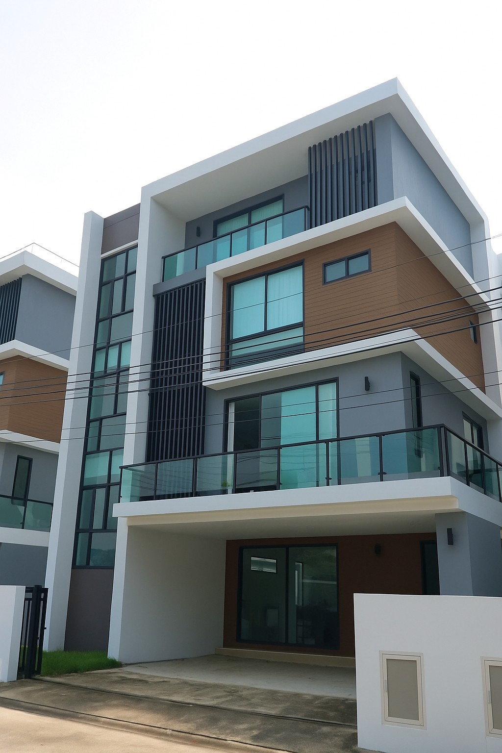 北榄府 | Bangna-Trad，King Kaew Road 家庭办公室出租 6房 440平米 85,000泰铢/月