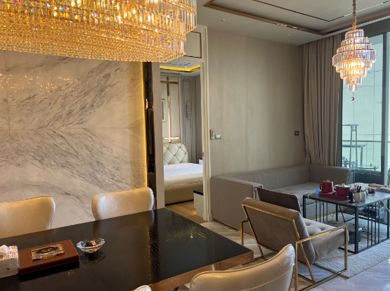 【中国业主】空讪区 | Magnolias Waterfront Residences 大平层公寓出租 2卧 110平米 130,000泰铢/月