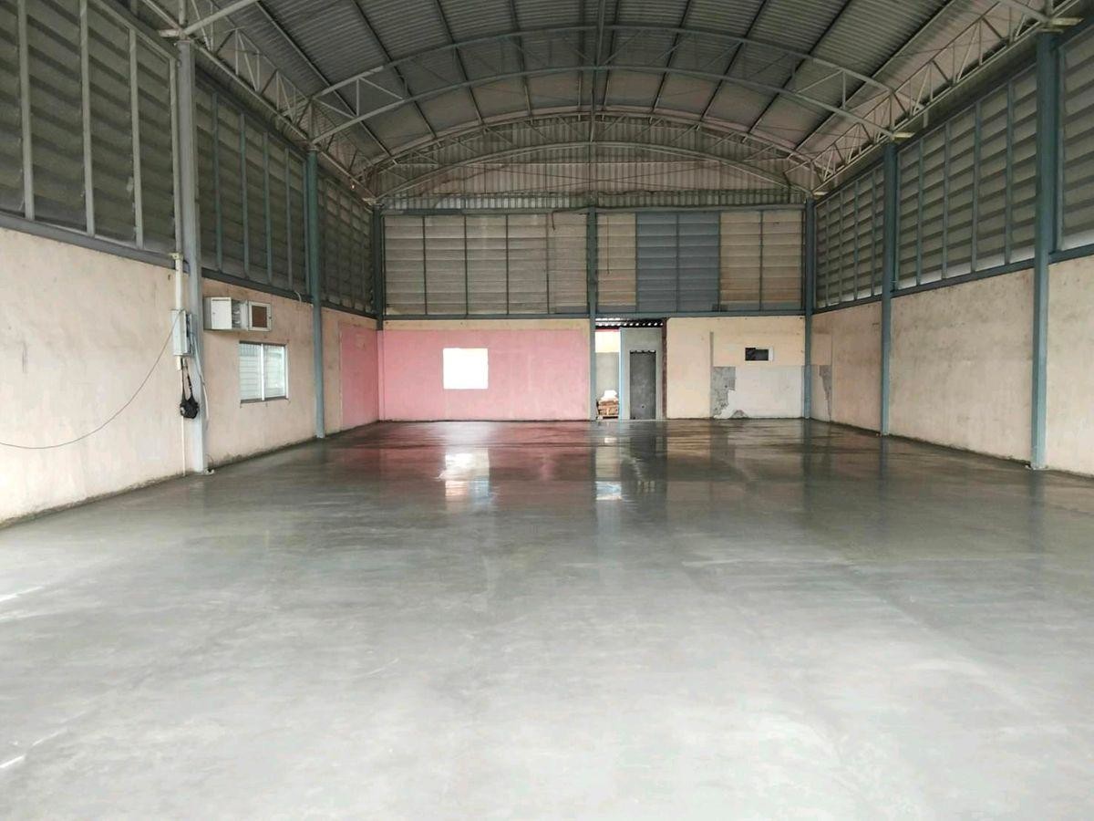 北榄府 | Theparak，Bangna Trad 仓库出租 288平米 50,000泰铢/月