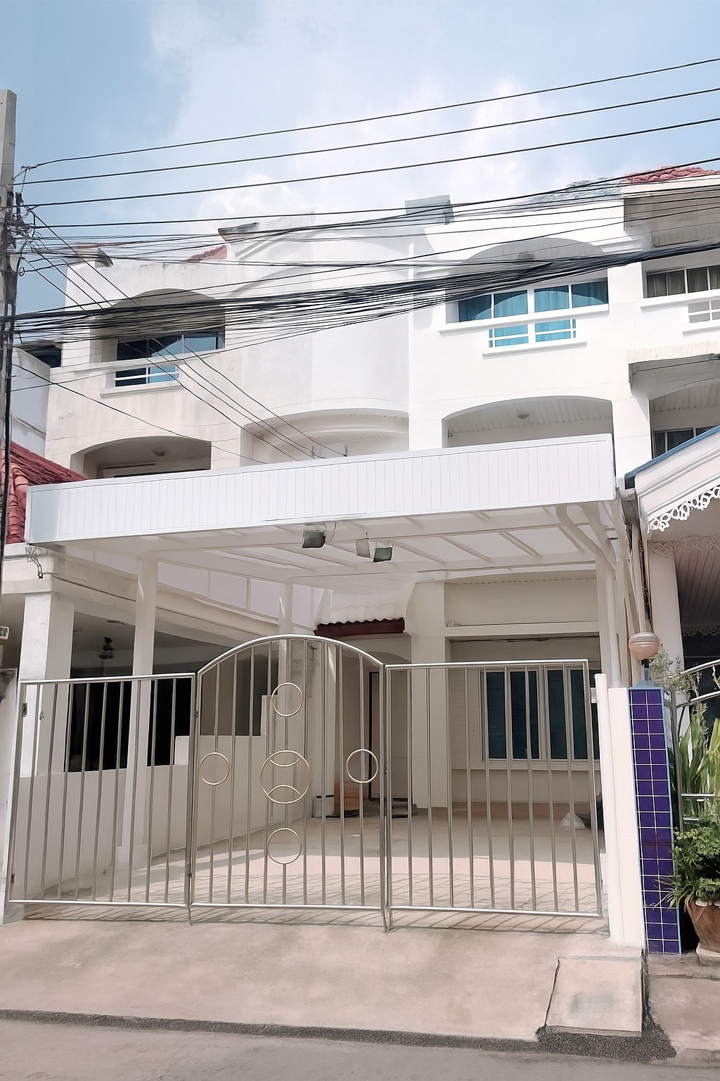 邦纳区 | Lasalle — Sukhumvit 联排别墅出租 5卧 340平米 45,000泰铢/月