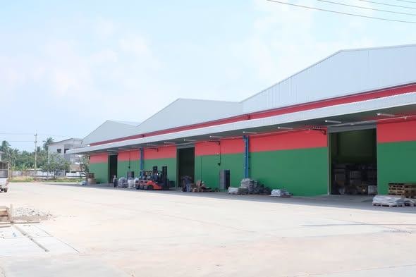 龙仔厝府 | Amphaeng, Ban Ko区 仓库出租 2,300～2,700平米 每平米70泰铢/月