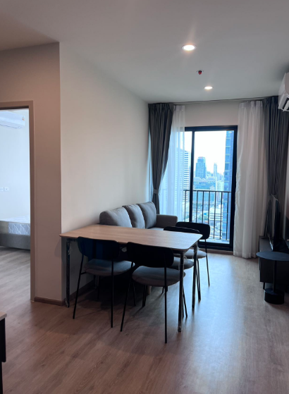 辉煌 | Nue District R9 公寓出租 2卧 46平米 32, 000泰铢/月