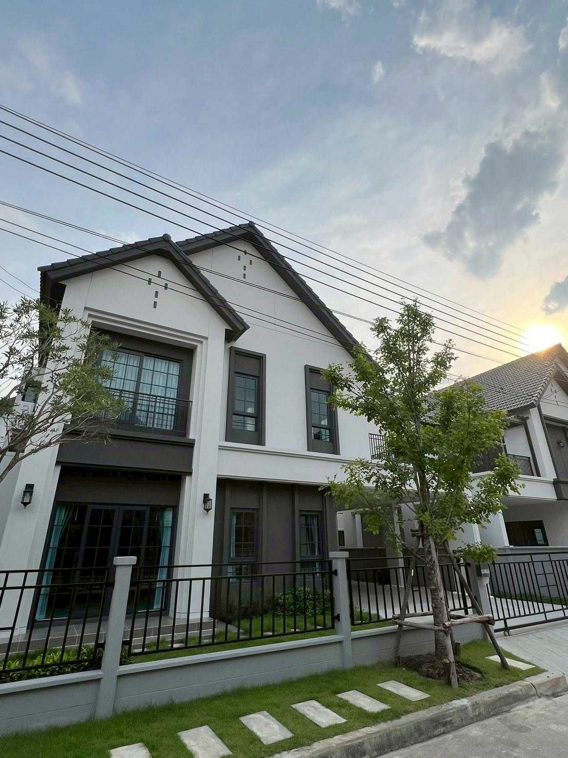 北榄府 | Centro Bangna 独栋别墅出租 4卧 265平米 120,000泰铢/月