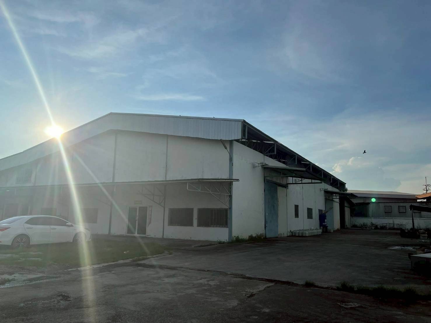 春武里府 |【黄色区】Ban Bueng, Nong Bon Daeng 工厂出租 1,380平米 160,000泰铢/月