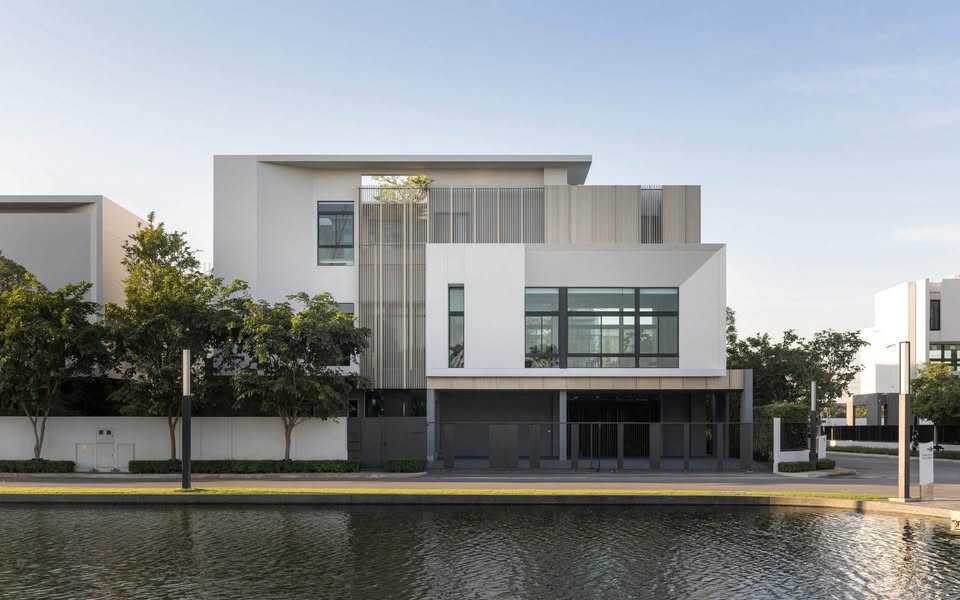 沙攀松区 | Nantawan Rama 9 – Srinakarin 豪华独栋别墅出租 5卧 544平米 400,000泰铢/月