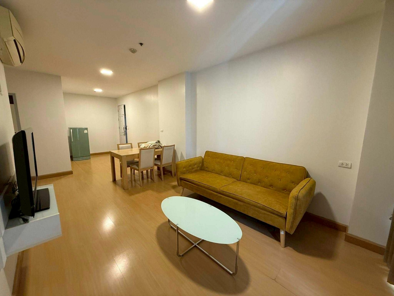 辉煌区 | Life@Ratchada-Huaikwang 公寓出租 2卧 65平米 30,000泰铢/月