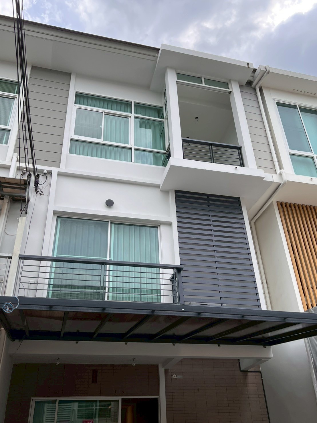 巴威区 | The Metro Rama 9 联排别墅出租 3卧 190平米 45,000泰铢/月