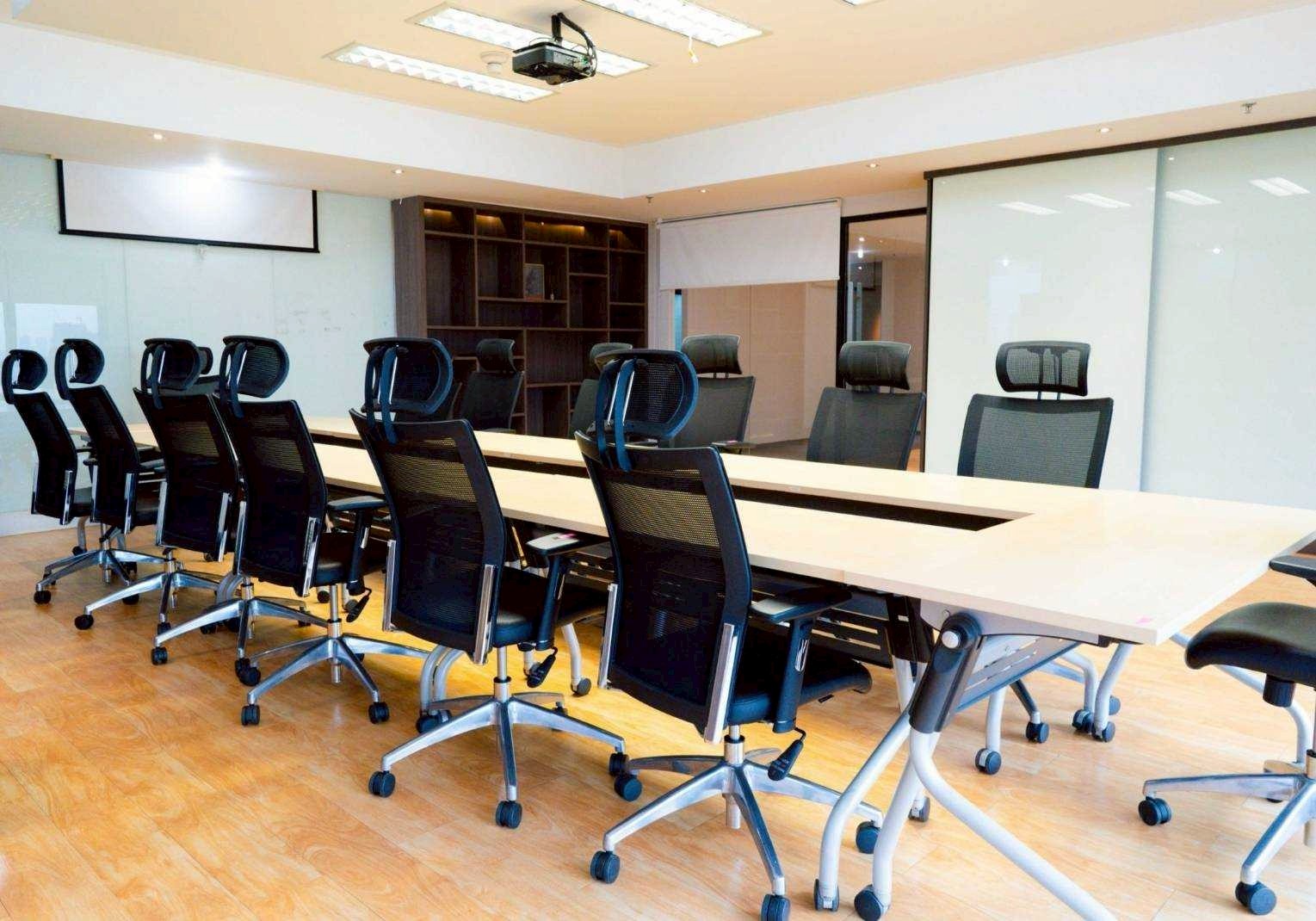 瓦他那区 | SSP Tower I 写字楼出租 380平米 250,000泰铢/月