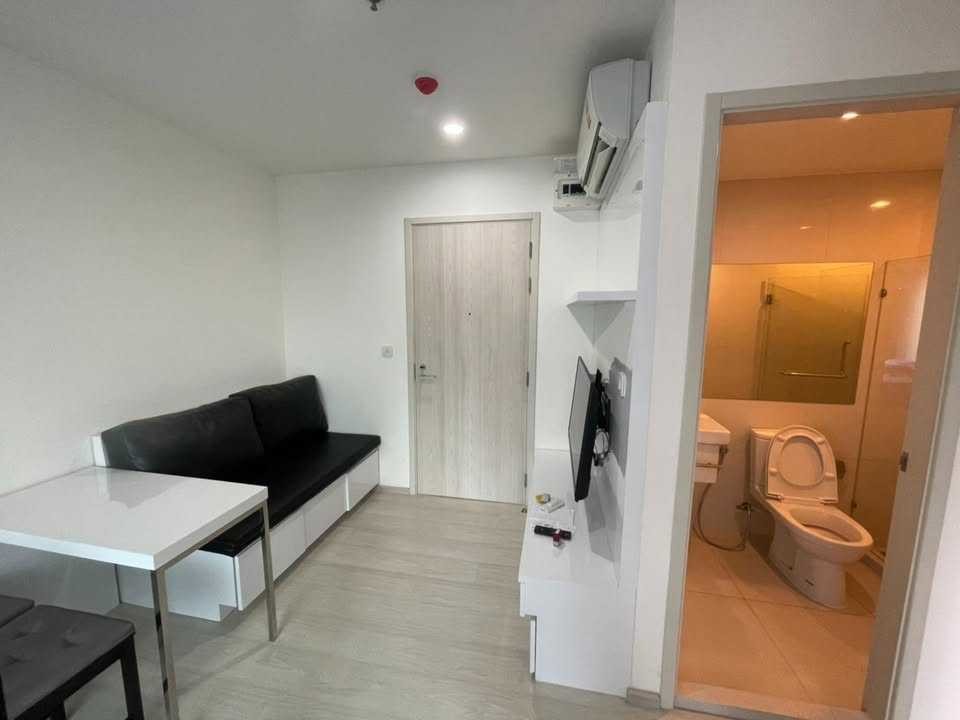 辉煌区 | Life Asoke 公寓出租 1卧 29平米 17,000泰铢/月