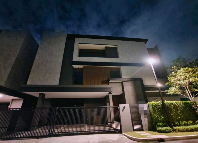 曼甲必区 | The Honor Yothinpattana 独栋别墅出租 8卧 800平米 650,000泰铢/月