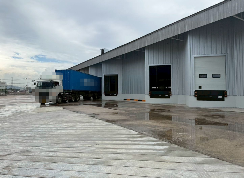 春武里府 | Bang Lamung — Laem Chabang 仓库出租 9,700平米 每平米140泰铢/月