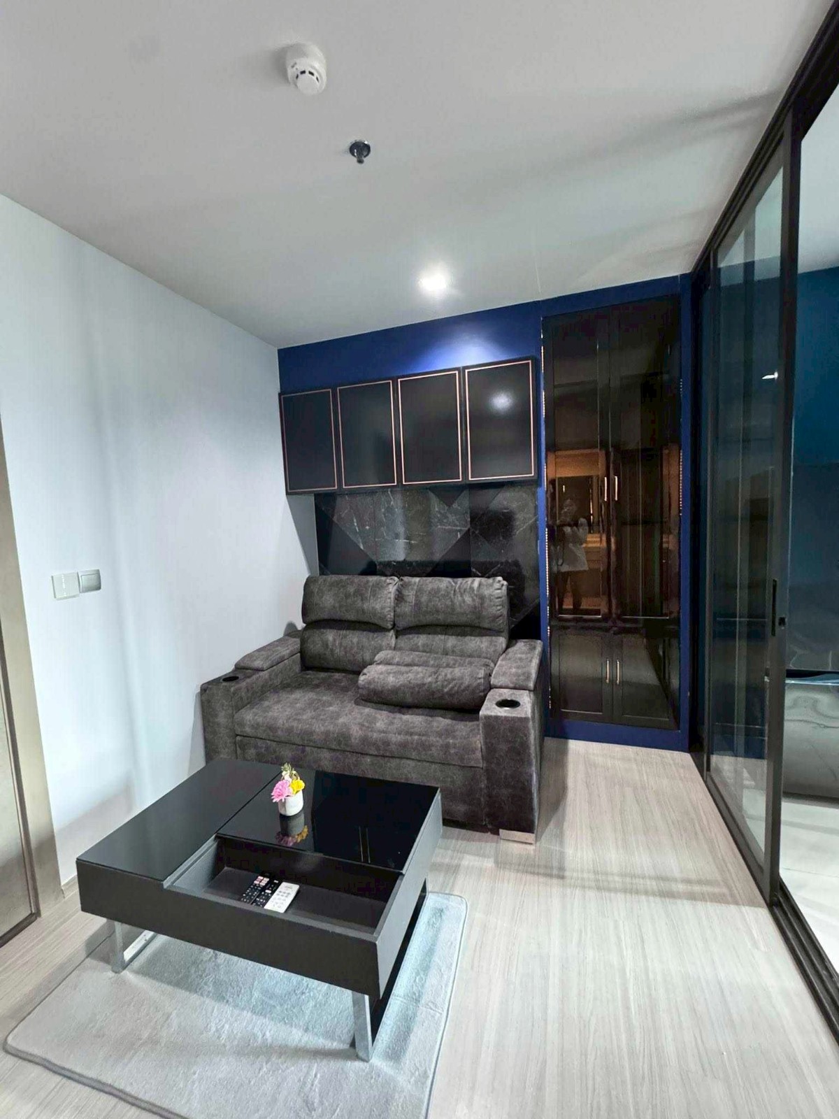 拉差贴威区 | Life Asoke Rama9 公寓出租 1卧 32平米 23,000泰铢/月