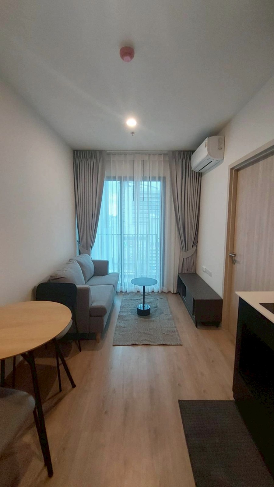 辉煌 | Nue District R9 公寓出租 1卧 26平米 18,000泰铢/月