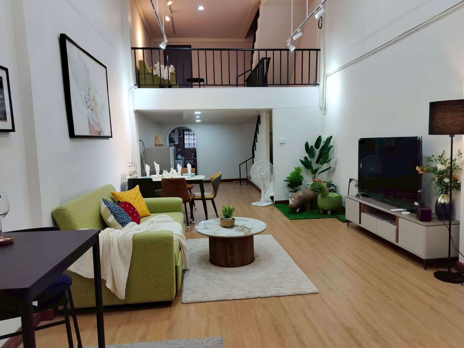 帕卡隆区 | Sukhumvit, Punnavithi巷 联排别墅出租 3卧 300平米 75,000泰铢/月