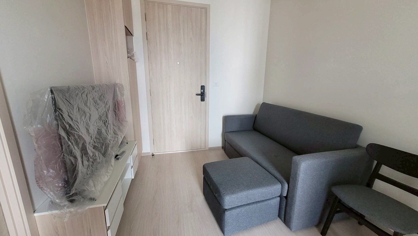 乍都节区 | Nue Noble Ratchada-Lat Phrao 公寓出租 1卧 30平米 18,000泰铢/月