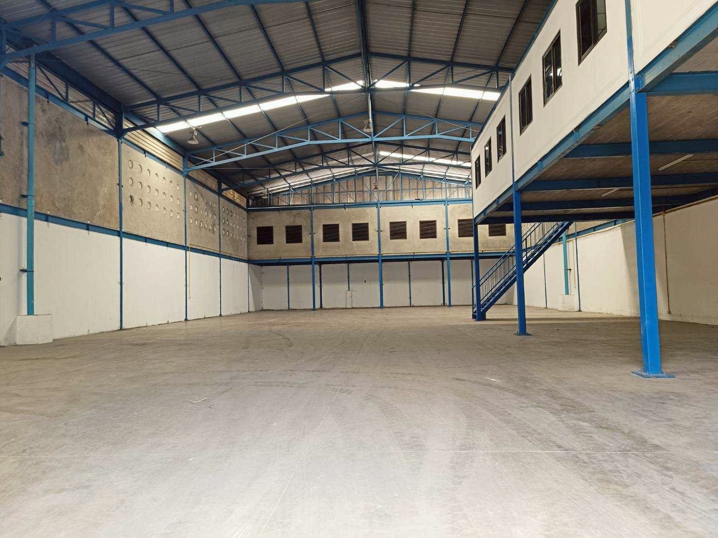 北榄府 | Kingkaew - Bang Phli 带办公室的仓库出租 878平米 每平米120泰铢/月