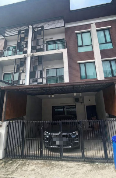 巴威区 | IFIELD BANGNA 联排别墅出租 3卧 196平米 30,000泰铢/月