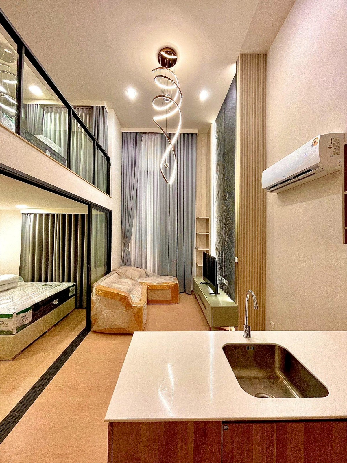 曼甲必区 | The Base Garden Rama 9 公寓出租 2卧 48平米 31,000泰铢/月