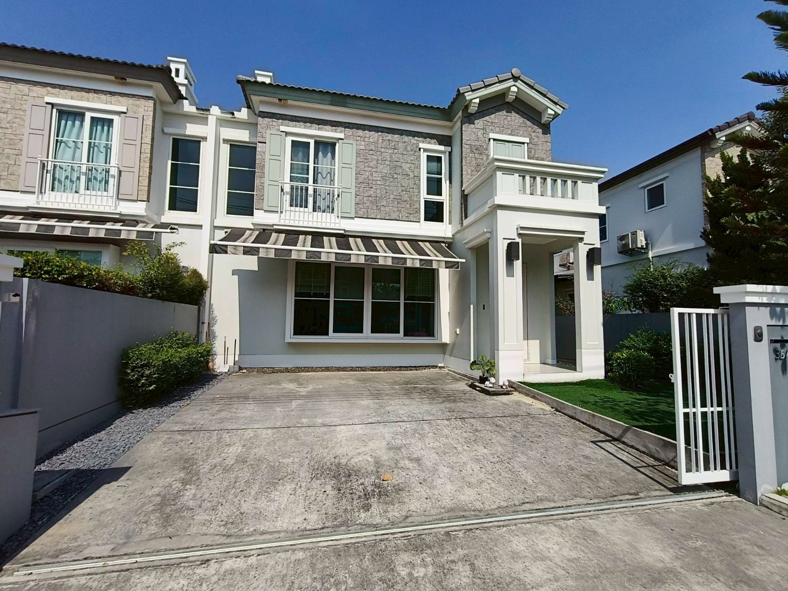 巴威区 | Anya Bangna - Ramkamhaeng 2 联排别墅出租 2卧 140平米 55,000泰铢/月