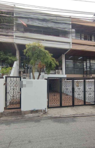 瓦他那区 | ThongLor巷 联排别墅出租 3卧 156平米 85,000泰铢/月（可做注册公司）