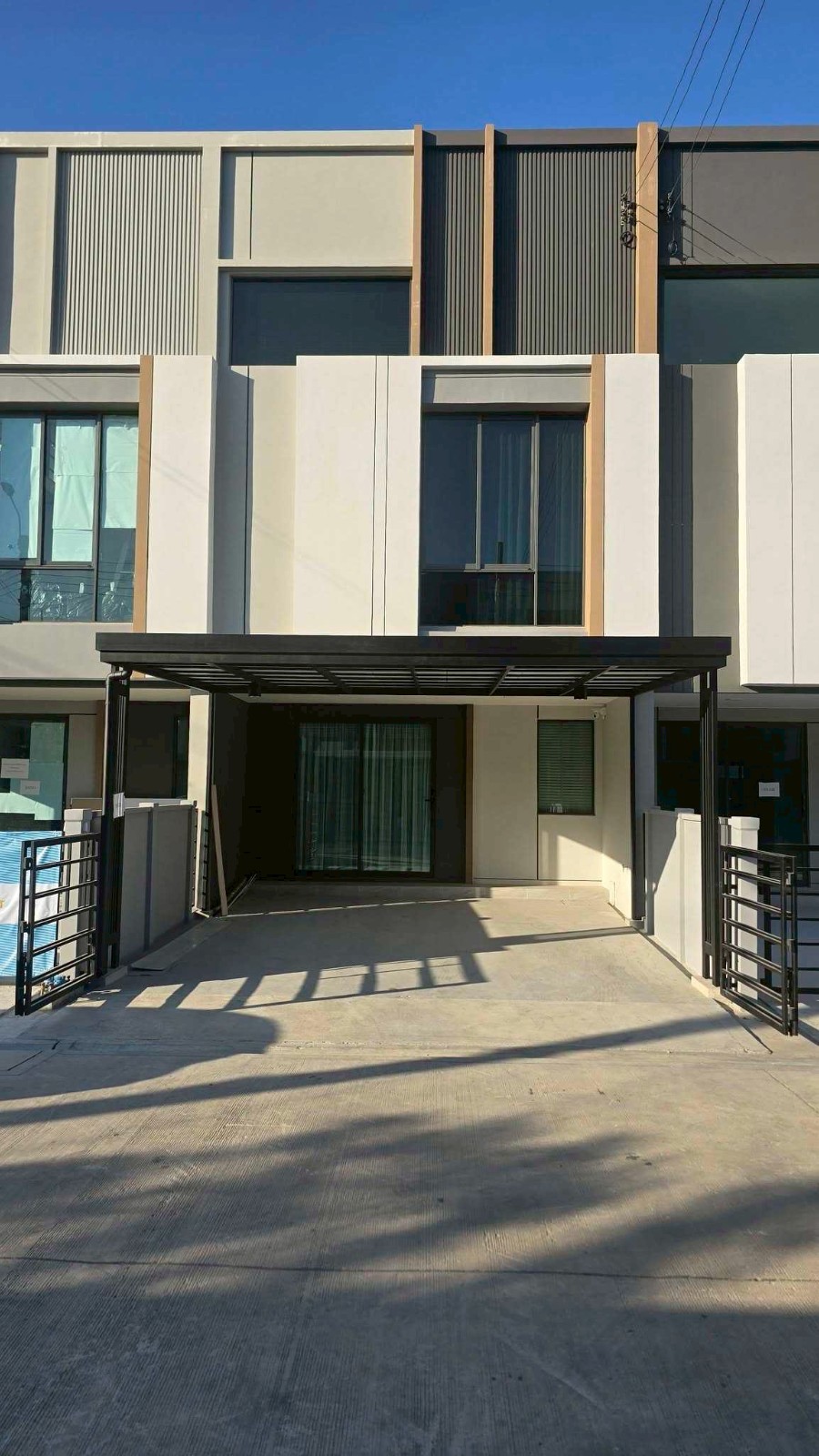 北榄府 | Pleno Sukhumvit-Bangna 4 联排别墅出租 3卧 155平米 65,000泰铢/月