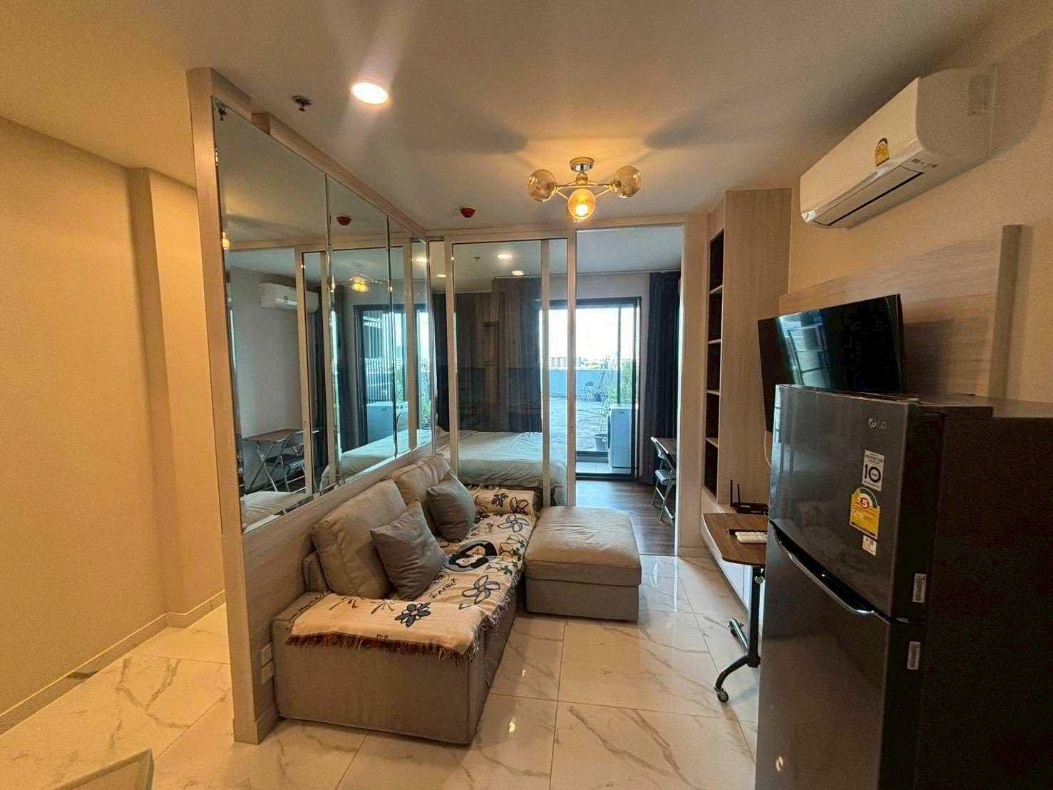 辉煌区 | Artisan Ratchada 公寓出租 1卧 33平米 16,000泰铢/月（阳台非常宽敞）