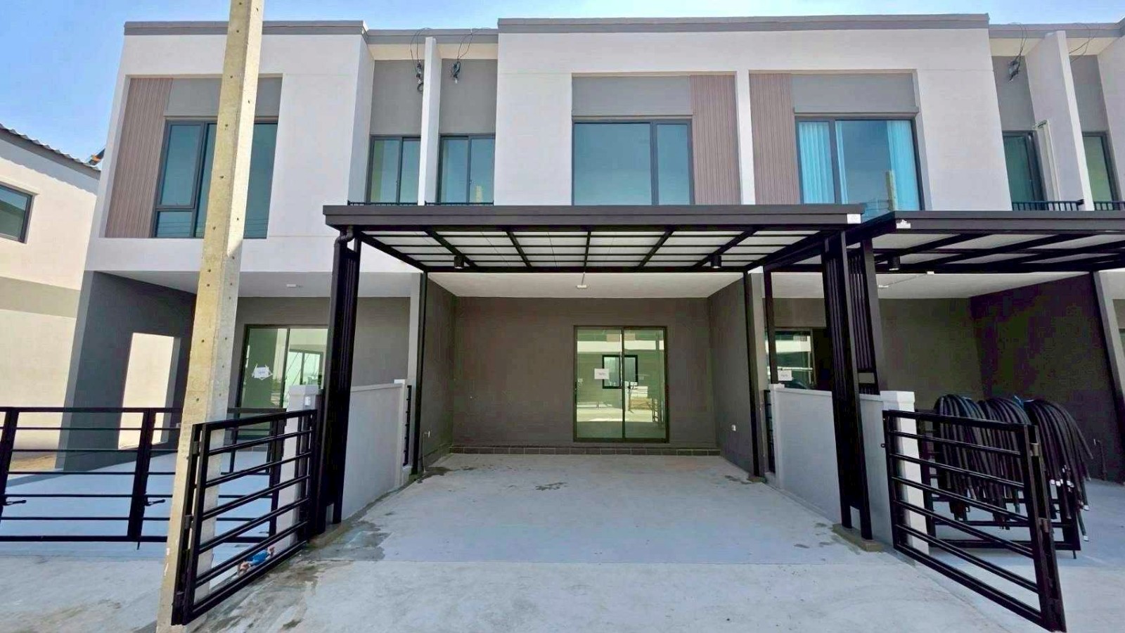 北榄府 | Pleno Sukhumvit-Bangna 3 联排别墅出租 3卧 106平米 35,000泰铢/月